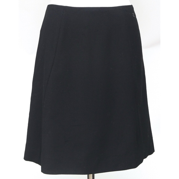 CHANEL Black Wool Skirt Knee Length Sz 40 04C